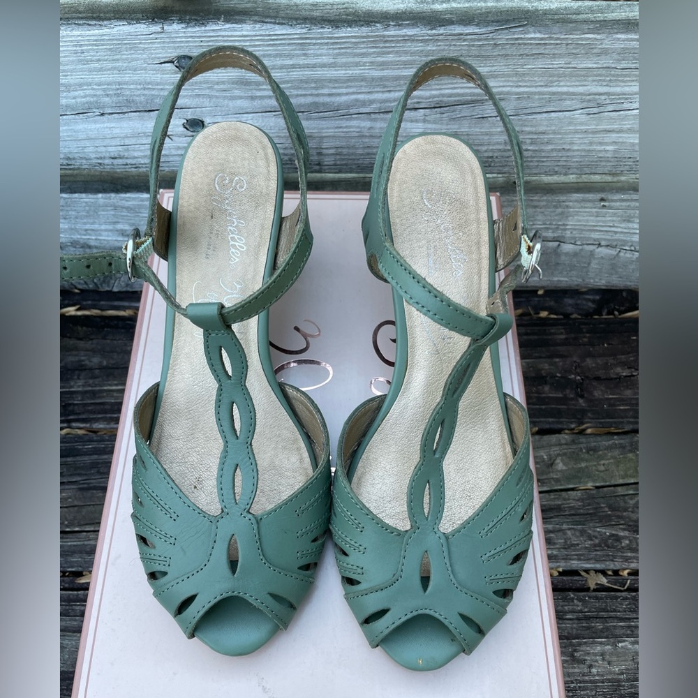 Seychelles Trip the Light Sandal, Retro Kitten Heel, Seafoam Green Aqua